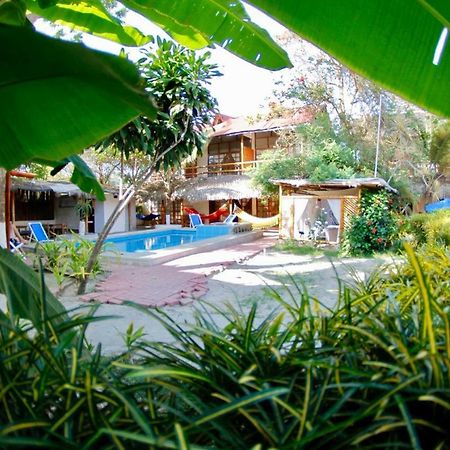 Hotel Sumpa มอนตาญิตาร์ ภายนอก รูปภาพ