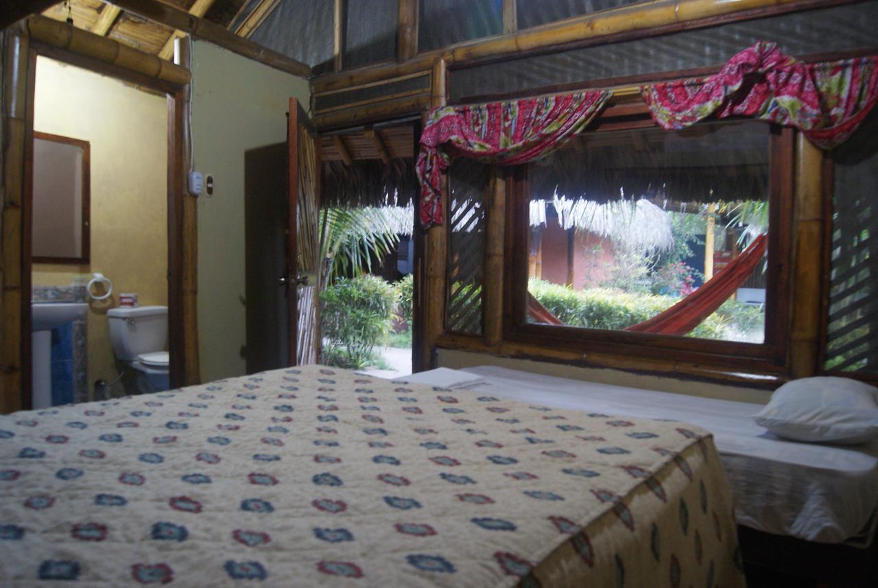 Hotel Sumpa มอนตาญิตาร์ ห้อง รูปภาพ