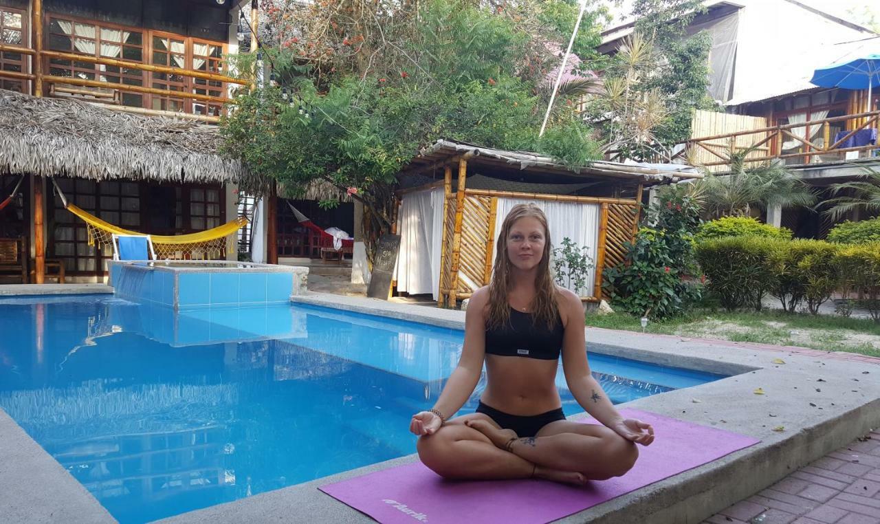 Hotel Sumpa มอนตาญิตาร์ ภายนอก รูปภาพ