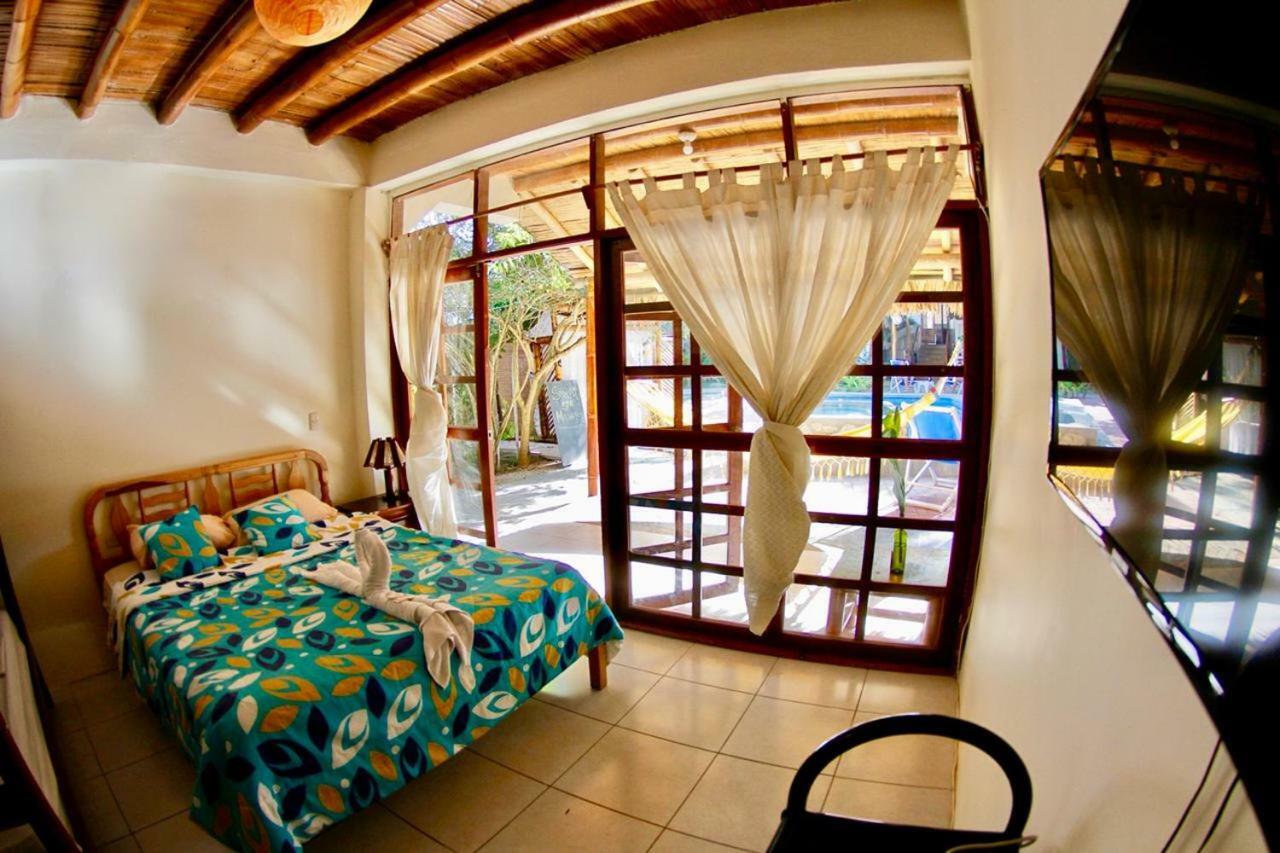 Hotel Sumpa มอนตาญิตาร์ ภายนอก รูปภาพ